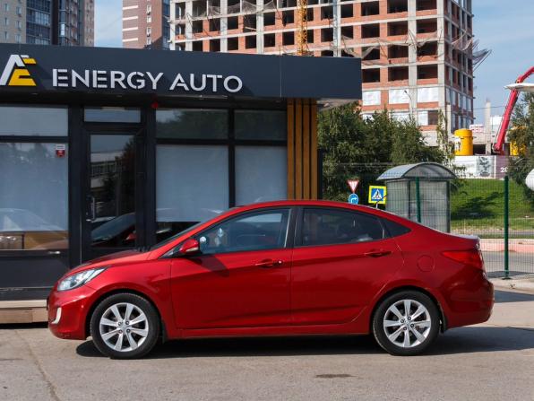 Hyundai Solaris I с пробегом 2012 года, цена 800 000 рублей, 230299 км, седан, Автокод Объявления