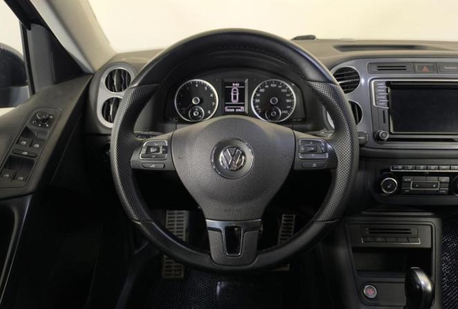 Volkswagen Tiguan I Рестайлинг с пробегом 2014 года, цена 1 880 000 рублей, 132323 км, внедорожник, Автокод Объявления