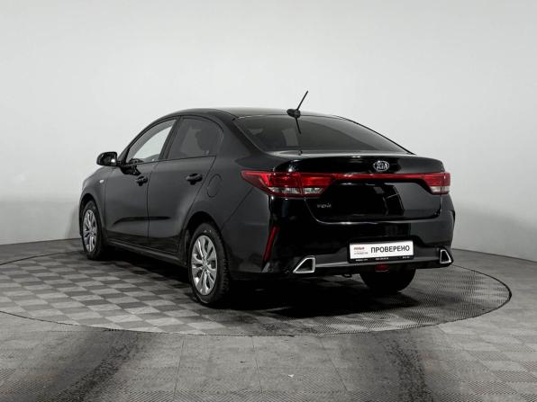 Kia Rio IV Рестайлинг с пробегом 2020 года, цена 1 375 600 рублей, 105776 км, седан, Автокод Объявления