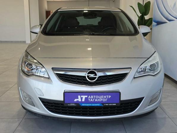 Opel Astra J с пробегом 2011 года, цена 849 000 рублей, 146000 км, хэтчбек, Автокод Объявления