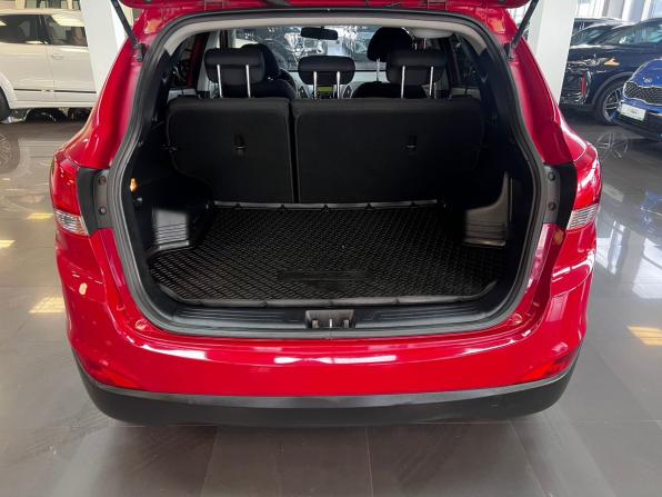 Hyundai ix35 I Рестайлинг с пробегом 2013 года, цена 1 245 000 рублей, 216701 км, внедорожник, Автокод Объявления