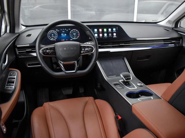 Omoda C5 I с пробегом 2024 года, цена 2 269 000 рублей, 9782 км, внедорожник, Автокод Объявления