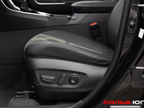 Toyota RAV4 V (XA50) с пробегом 2024 года, цена 3 818 000 рублей, 9293 км, внедорожник, Автокод Объявления