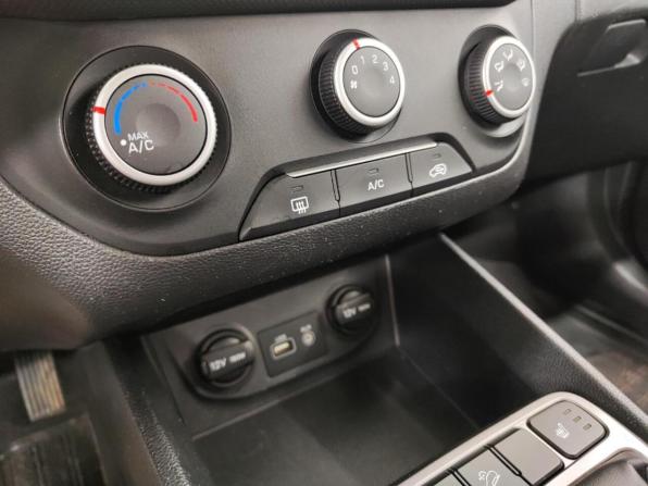Hyundai Creta I с пробегом 2018 года, цена 1 403 900 рублей, 208853 км, внедорожник, Автокод Объявления