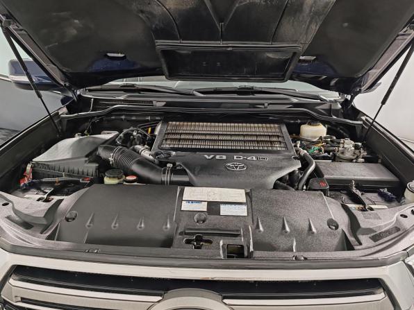 Toyota Land Cruiser 200 Series Рестайлинг 2 с пробегом 2016 года, цена 5 999 000 рублей, 95830 км, внедорожник, Автокод Объявления