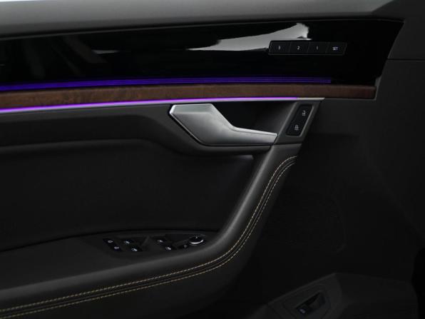Volkswagen Touareg III с пробегом 2019 года, цена 5 099 046 рублей, 138033 км, внедорожник, Автокод Объявления