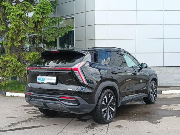 Geely Atlas II с пробегом 2024 года, цена 3 049 000 рублей, 23800 км, внедорожник, Автокод Объявления
