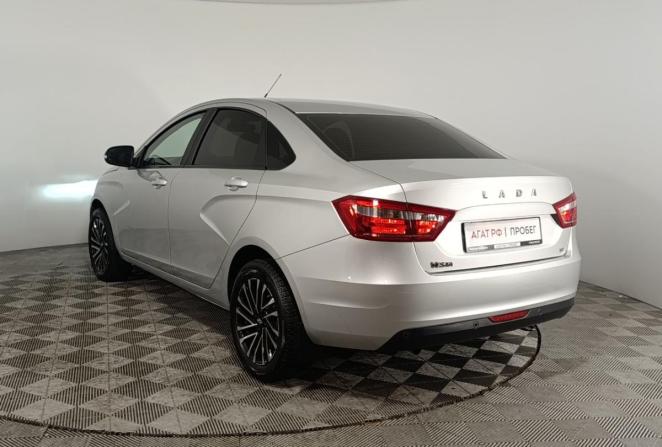 Lada (ВАЗ) Vesta I с пробегом 2019 года, цена 985 000 рублей, 113333 км, седан, Автокод Объявления