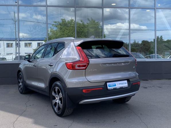 Volvo XC40 I с пробегом 2021 года, цена 3 399 000 рублей, 112282 км, внедорожник, Автокод Объявления