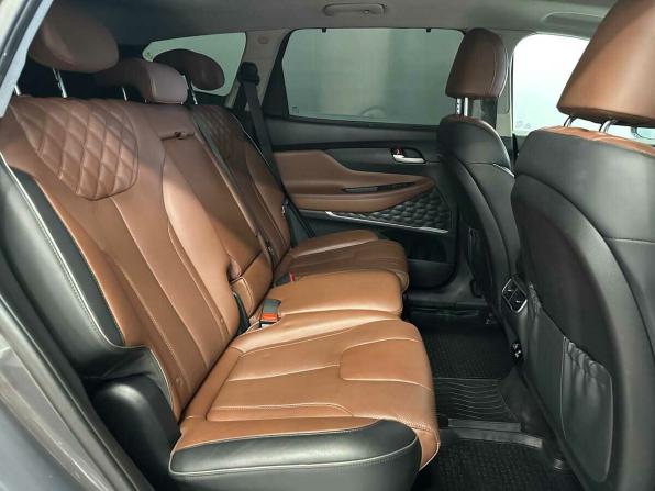 Hyundai Santa Fe IV Рестайлинг с пробегом 2021 года, цена 2 845 000 рублей, 165597 км, внедорожник, Автокод Объявления