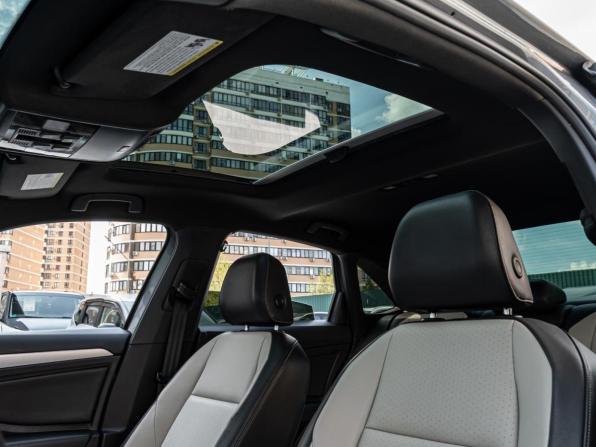 Volkswagen Jetta VII с пробегом 2019 года, цена 1 970 000 рублей, 128449 км, седан, Автокод Объявления