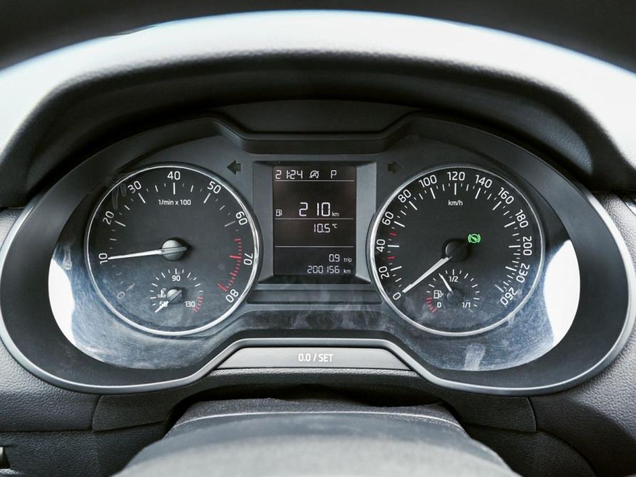 Skoda Octavia III (A7) Екатеринбург  - изображение 9