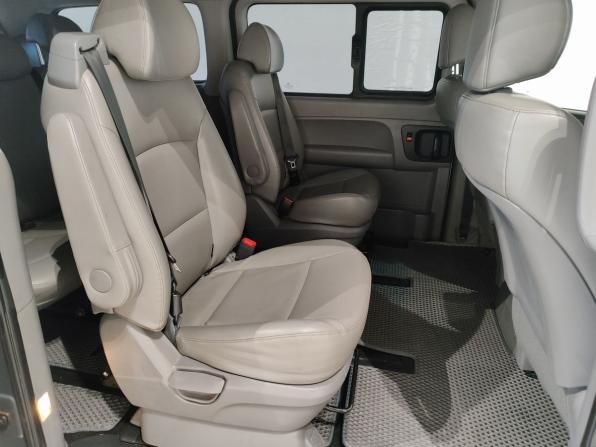 Hyundai Grand Starex I Рестайлинг 2 с пробегом 2019 года, цена 2 849 000 рублей, 103383 км, минивэн, Автокод Объявления