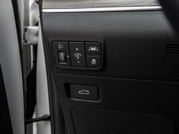 Kia K5 III с пробегом 2022 года, цена 3 180 000 рублей, 32903 км, седан, Автокод Объявления
