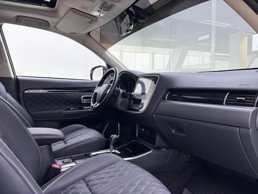 Mitsubishi Outlander III Рестайлинг 3 Уфа  - изображение 13