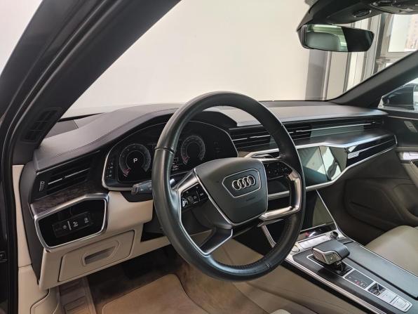 Audi A6 V (C8) с пробегом 2018 года, цена 5 390 000 рублей, 32938 км, седан, Автокод Объявления