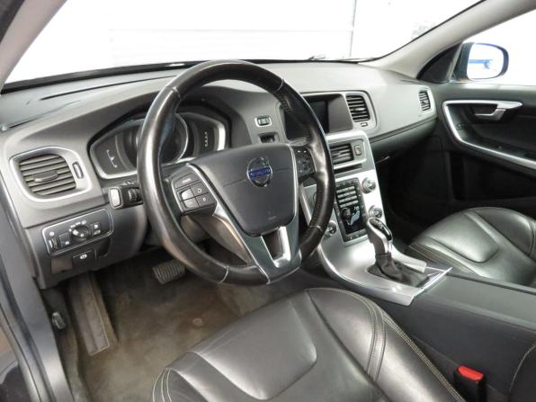 Volvo S60 II Рестайлинг с пробегом 2016 года, цена 1 495 000 рублей, 197422 км, седан, Автокод Объявления