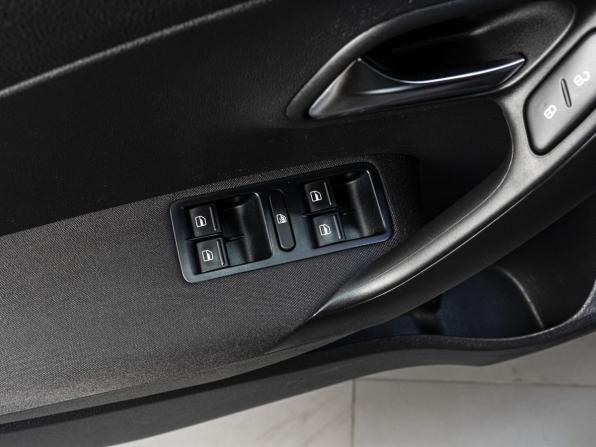 Volkswagen Polo V с пробегом 2014 года, цена 900 000 рублей, 153932 км, седан, Автокод Объявления