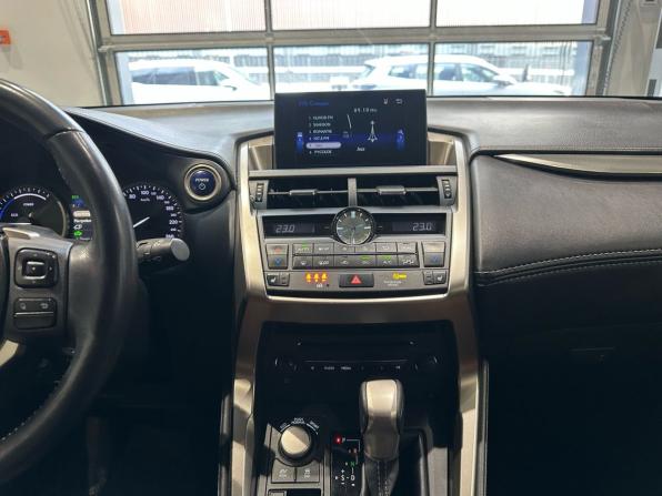 Lexus NX I с пробегом 2014 года, цена 2 767 000 рублей, 194000 км, внедорожник, Автокод Объявления