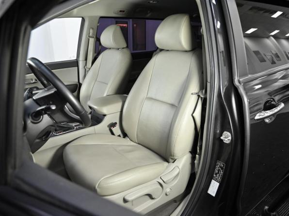 Kia Carnival III с пробегом 2020 года, цена 2 749 000 рублей, 131000 км, минивэн, Автокод Объявления