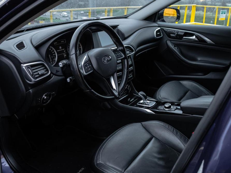 Infiniti Q30 Москва  - изображение 10