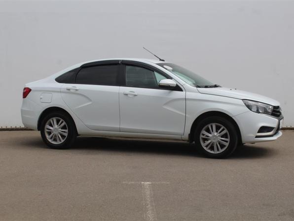 Lada (ВАЗ) Vesta I с пробегом 2017 года, цена 695 000 рублей, 176941 км, седан, Автокод Объявления