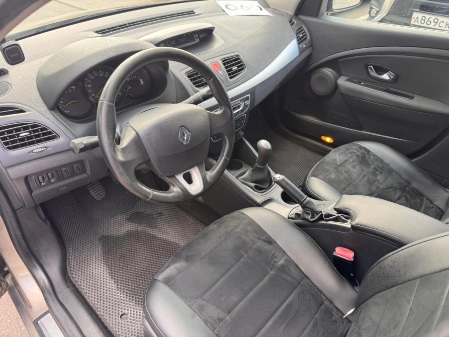 Renault Megane III Санкт-Петербург  - изображение 8