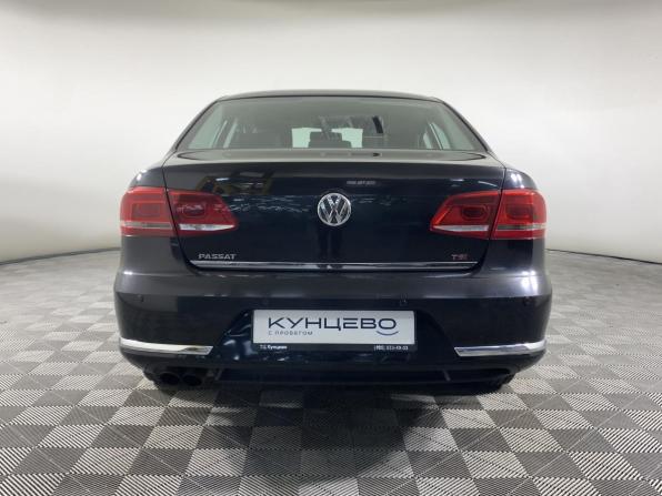 Volkswagen Passat B7 с пробегом 2011 года, цена 820 000 рублей, 228146 км, седан, Автокод Объявления