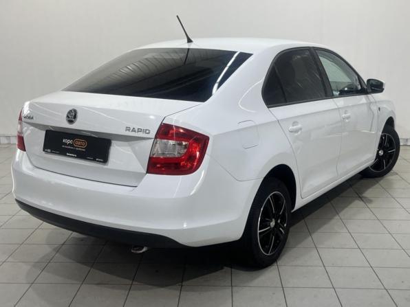 Skoda Rapid I с пробегом 2014 года, цена 755 000 рублей, 257228 км, лифтбек, Автокод Объявления