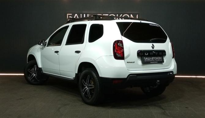 Renault Duster I Рестайлинг с пробегом 2018 года, цена 1 080 000 рублей, 123484 км, внедорожник, Автокод Объявления