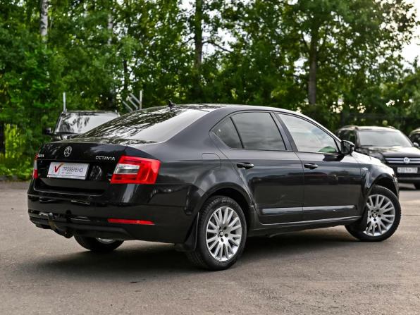 Skoda Octavia III (A7) Рестайлинг с пробегом 2018 года, цена 1 480 000 рублей, 113630 км, лифтбек, Автокод Объявления
