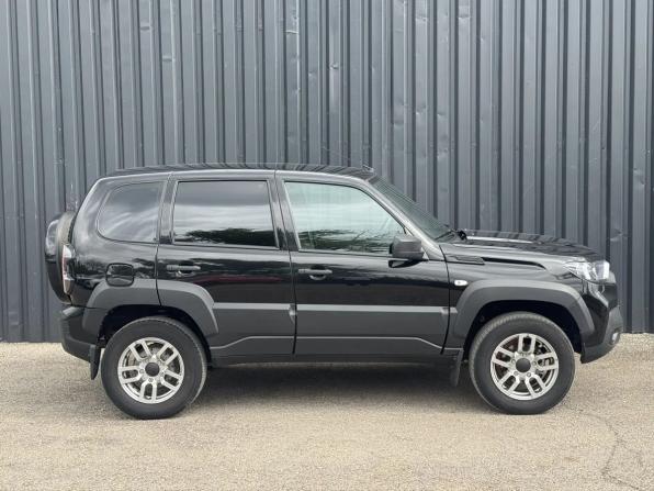 Lada (ВАЗ) Niva Travel I с пробегом 2023 года, цена 865 000 рублей, 71813 км, внедорожник, Автокод Объявления