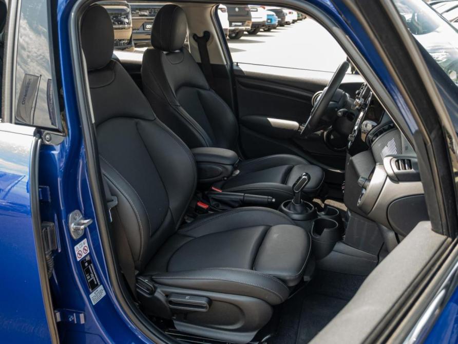 Mini Hatch III (F55/F56) Рестайлинг Краснодар  - изображение 8