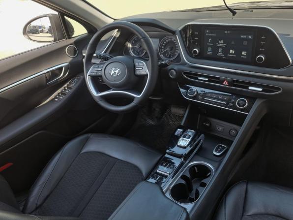 Hyundai Sonata VIII (DN8) с пробегом 2020 года, цена 2 429 000 рублей, 76049 км, седан, Автокод Объявления