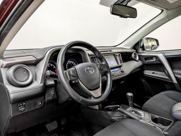 Toyota RAV4 IV (XA40) Рестайлинг с пробегом 2018 года, цена 2 315 000 рублей, 87452 км, внедорожник, Автокод Объявления