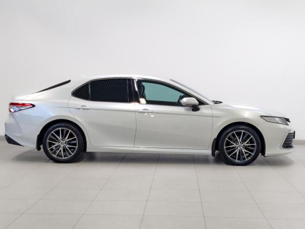 Toyota Camry VIII (XV70) Рестайлинг с пробегом 2021 года, цена 2 775 000 рублей, 170661 км, седан, Автокод Объявления