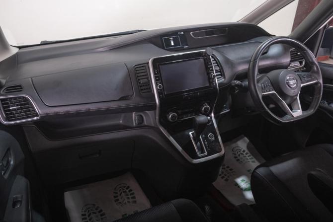 Nissan Serena V (C27) с пробегом 2018 года, цена 1 949 000 рублей, 95000 км, минивэн, Автокод Объявления