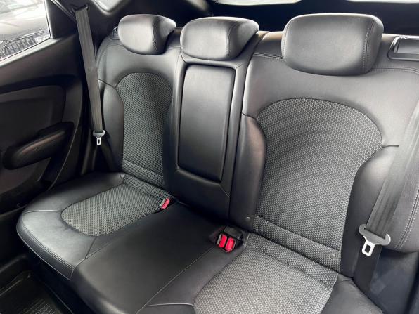 Hyundai ix35 I с пробегом 2012 года, цена 1 245 000 рублей, 118893 км, внедорожник, Автокод Объявления