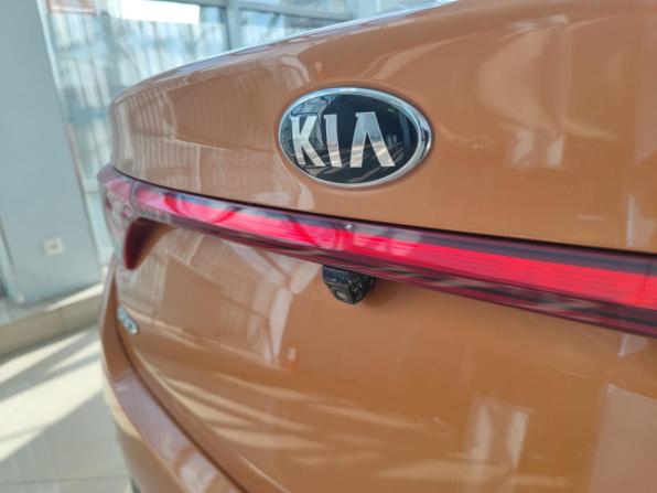 Kia Rio IV с пробегом 2017 года, цена 1 475 000 рублей, 61500 км, седан, Автокод Объявления