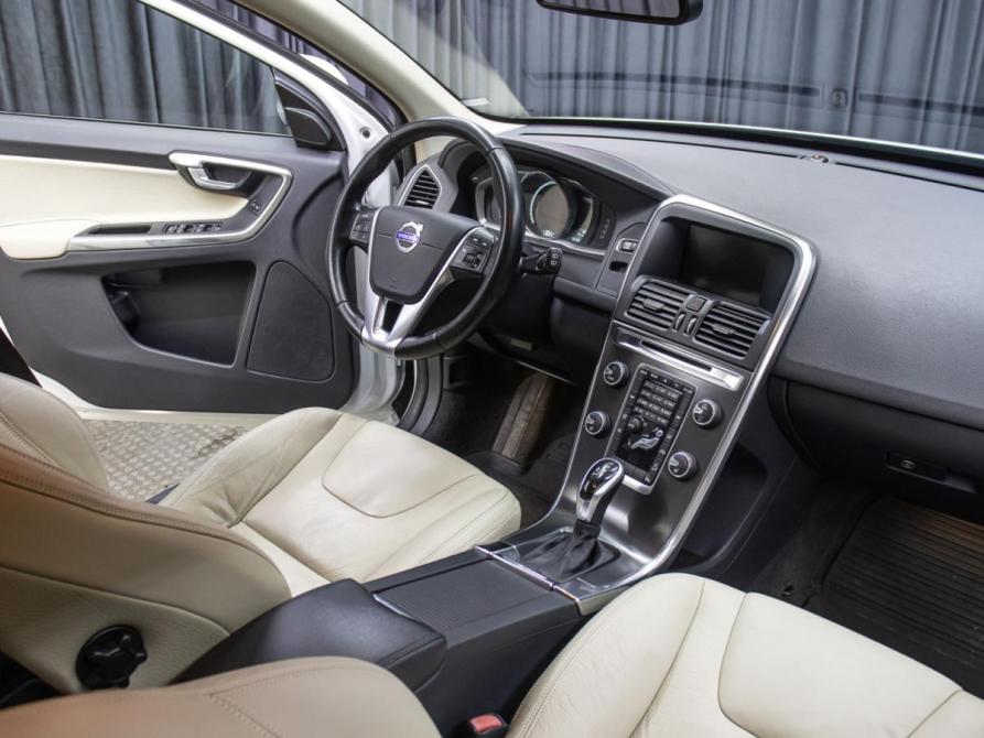 Volvo XC60 I Москва  - изображение 11