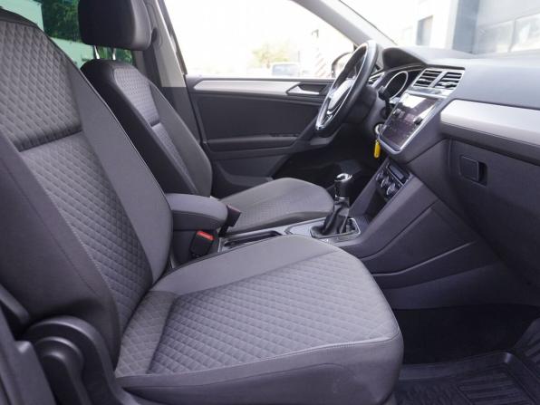 Volkswagen Tiguan II с пробегом 2019 года, цена 2 285 000 рублей, 133770 км, внедорожник, Автокод Объявления