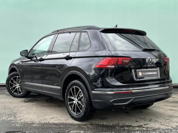 Volkswagen Tiguan II Рестайлинг с пробегом 2021 года, цена 2 399 000 рублей, 216100 км, внедорожник, Автокод Объявления