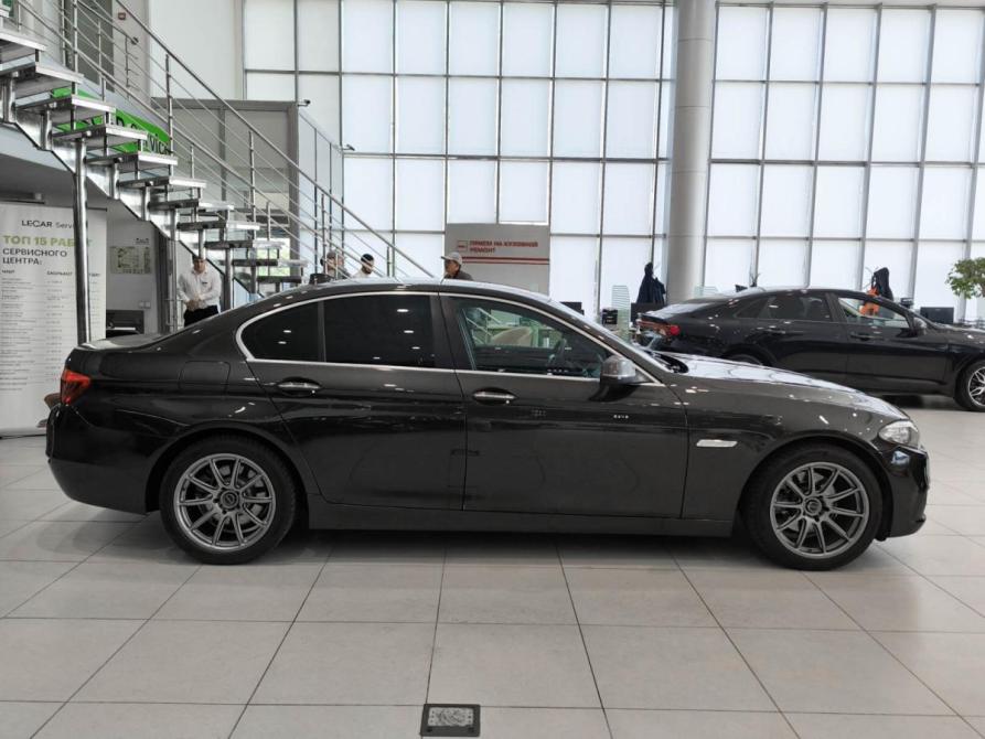 BMW 5 серии VI (F10/F11/F07) Рестайлинг Казань  - изображение 5