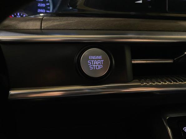 Kia K5 III с пробегом 2021 года, цена 2 750 000 рублей, 106190 км, седан, Автокод Объявления