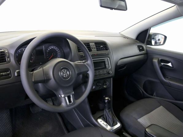 Volkswagen Polo V с пробегом 2013 года, цена 845 000 рублей, 124984 км, седан, Автокод Объявления