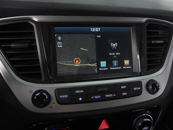Hyundai Solaris II с пробегом 2018 года, цена 1 598 000 рублей, 100384 км, седан, Автокод Объявления
