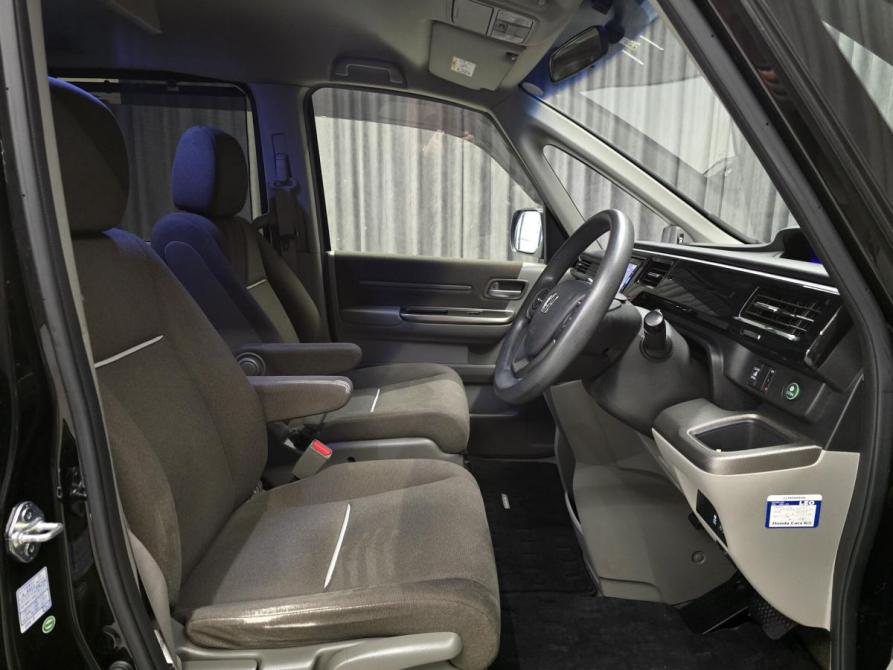Honda Stepwgn V Красноярск  - изображение 10