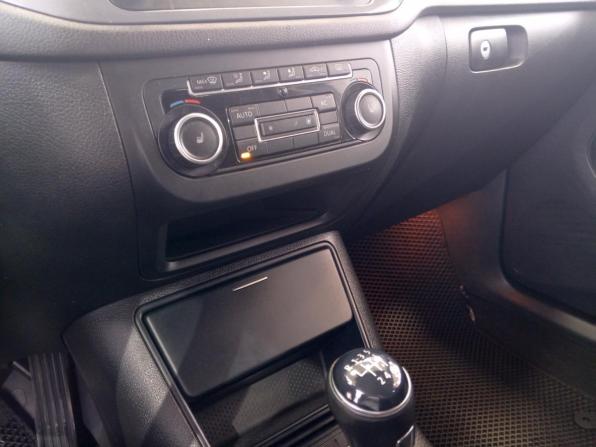 Volkswagen Tiguan I Рестайлинг с пробегом 2011 года, цена 898 000 рублей, 171000 км, внедорожник, Автокод Объявления