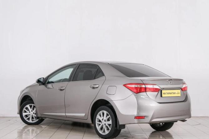 Toyota Corolla XI (E160 E170 E180) с пробегом 2013 года, цена 1 349 000 рублей, 159000 км, седан, Автокод Объявления
