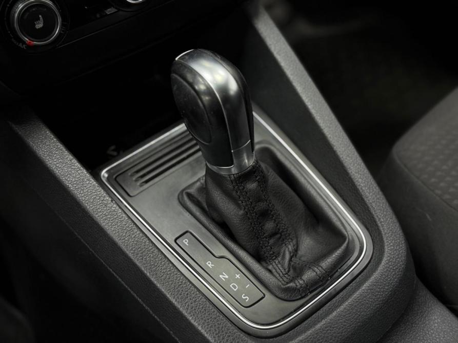 Volkswagen Jetta VI Рестайлинг Казань  - изображение 8